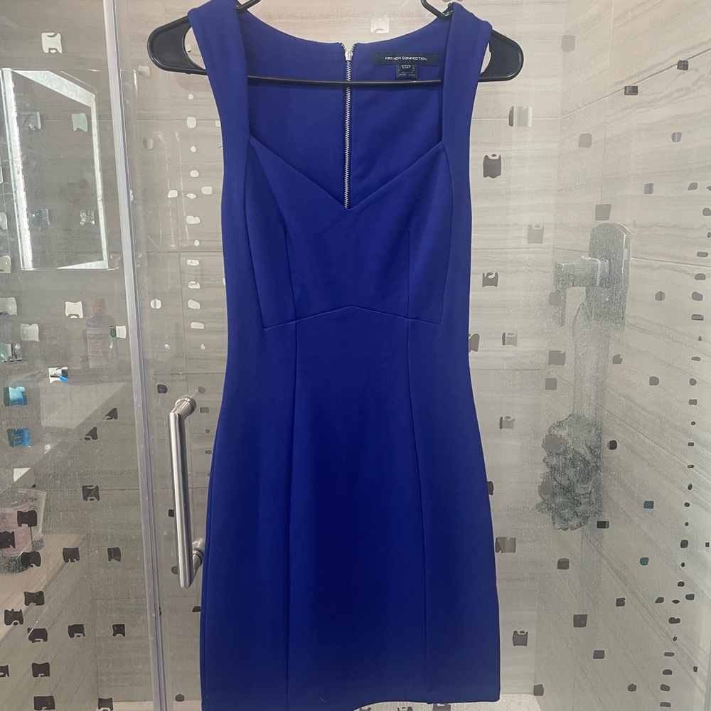 Elegant Blue Sleeveless Dress